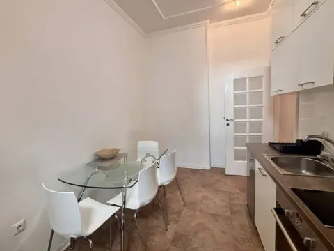 Rent, four bedroom apartment, 91m², Obilićev Venac, Beograd - image 6