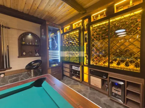 Prodaja, kuća, 400m², Sremska Kamenica, Petrovaradin - image 7