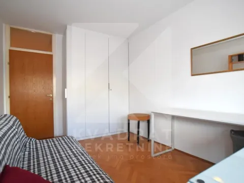 Rent, two bedroom apartment, 84m², Preko Morače, Podgorica - image 10