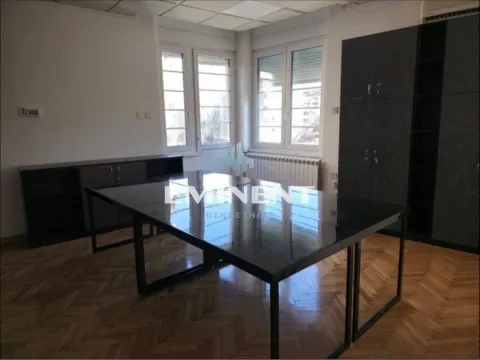 Rent, apartment, 135m², Stari Grad, Beograd - image 2