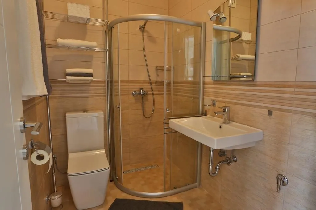 Prodaja, kuća, 550m², Tivat, Crna Gora