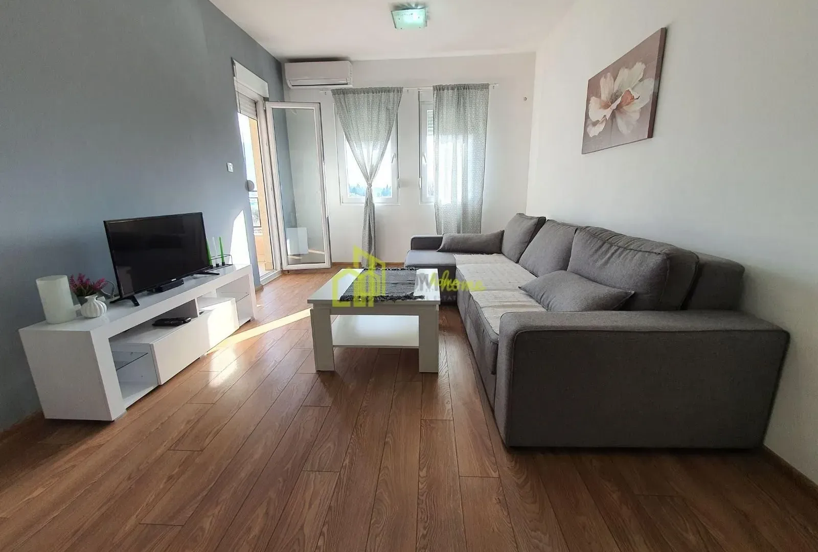 Izdavanje, dvosoban stan, 62m², City Kvart, Podgorica