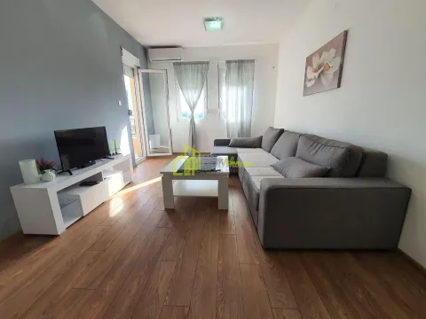 Izdavanje, dvosoban stan, 62m2, City Kvart, Podgorica Izdavanje, dvosoban stan, 62m2, City Kvart, Podgorica