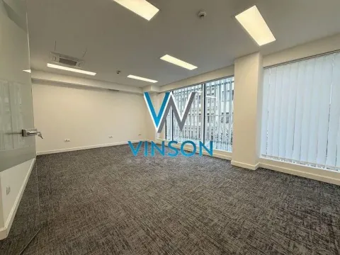 Izdavanje, poslovni prostor, 421m², Vračar Centar, Vračar Sve Podlokacije - image 7