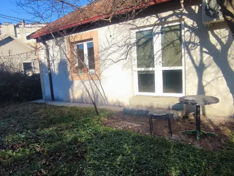 Rent, house, 85m², Centar, Nikšić - image 2