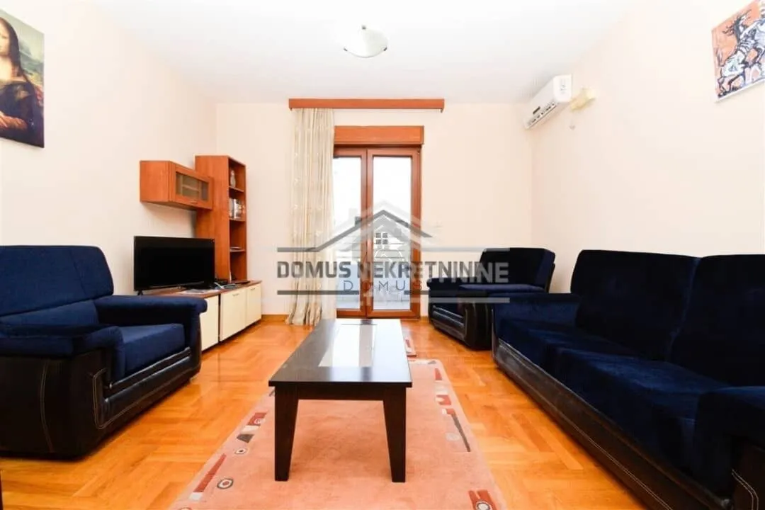 Izdavanje, jednosoban stan, 50m², Preko Morače, Podgorica