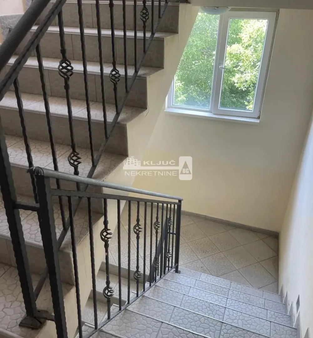 Prodaja, dvosoban stan, 44m², Cvetanova Ćuprija, Zvezdara Sve Podlokacije