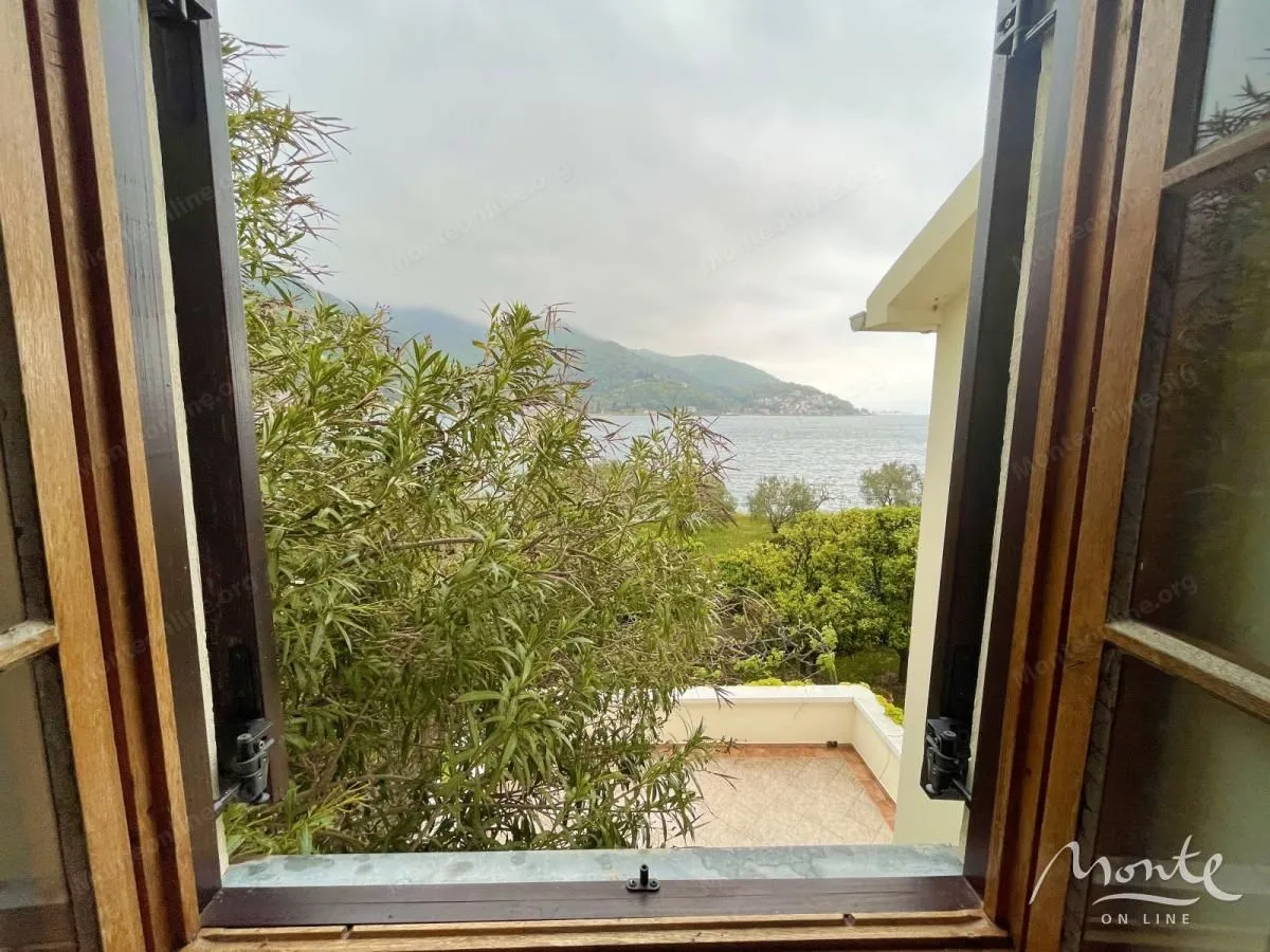 Prodaja, kuća, 205m², Đurići, Herceg Novi
