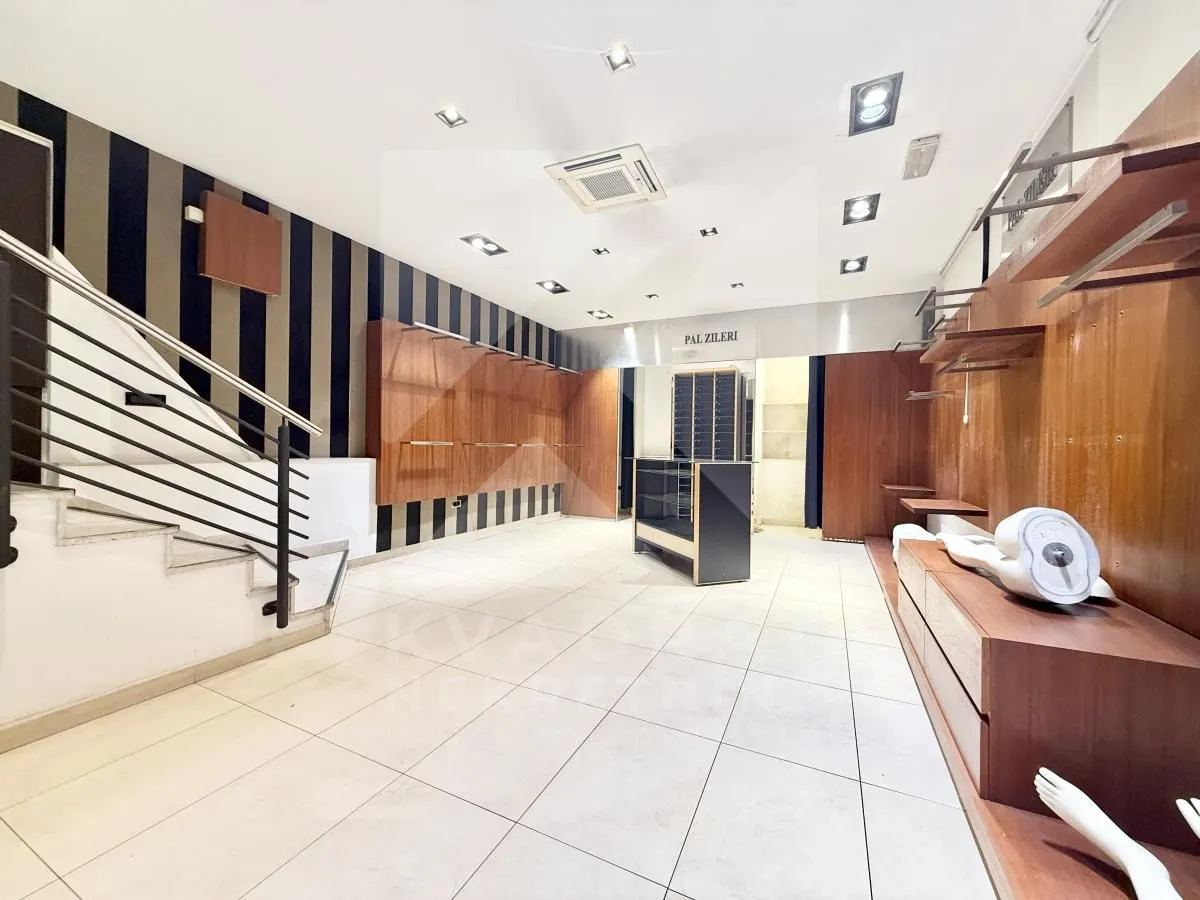 Rent, office space, 69m², Centar, Podgorica