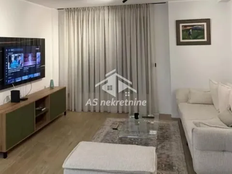 Stan in Kalenić Pijaca