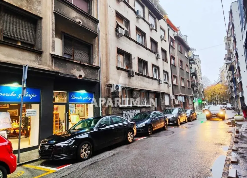 Izdavanje, stan, 22m², Stari Grad, Beograd