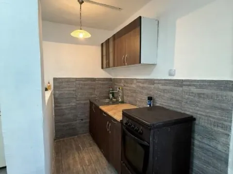 Izdavanje, kuća, 88m², Ovča, Palilula Sve Podlokacije - image 7