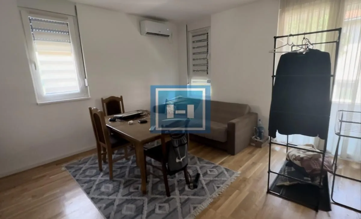 Rent, two bedroom apartment, 45m², Medijana, Niš
