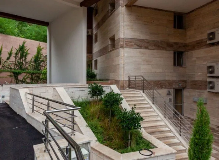 Prodaja, jednosoban stan, 52m², Škaljari, Kotor