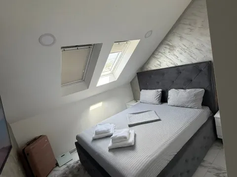 Rent, two bedroom apartment, 75m², Popovići, Bar - image 7