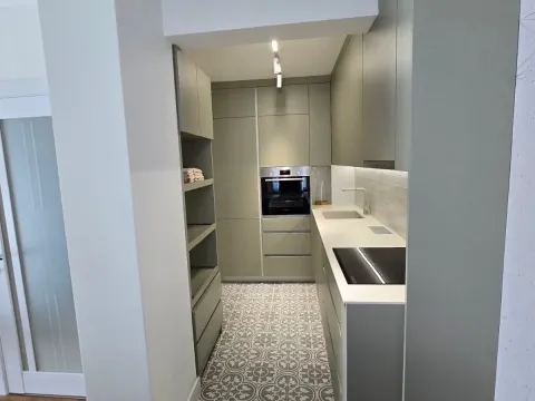 Prodaja, dvosoban stan, 67m², Centar, Tivat - image 3