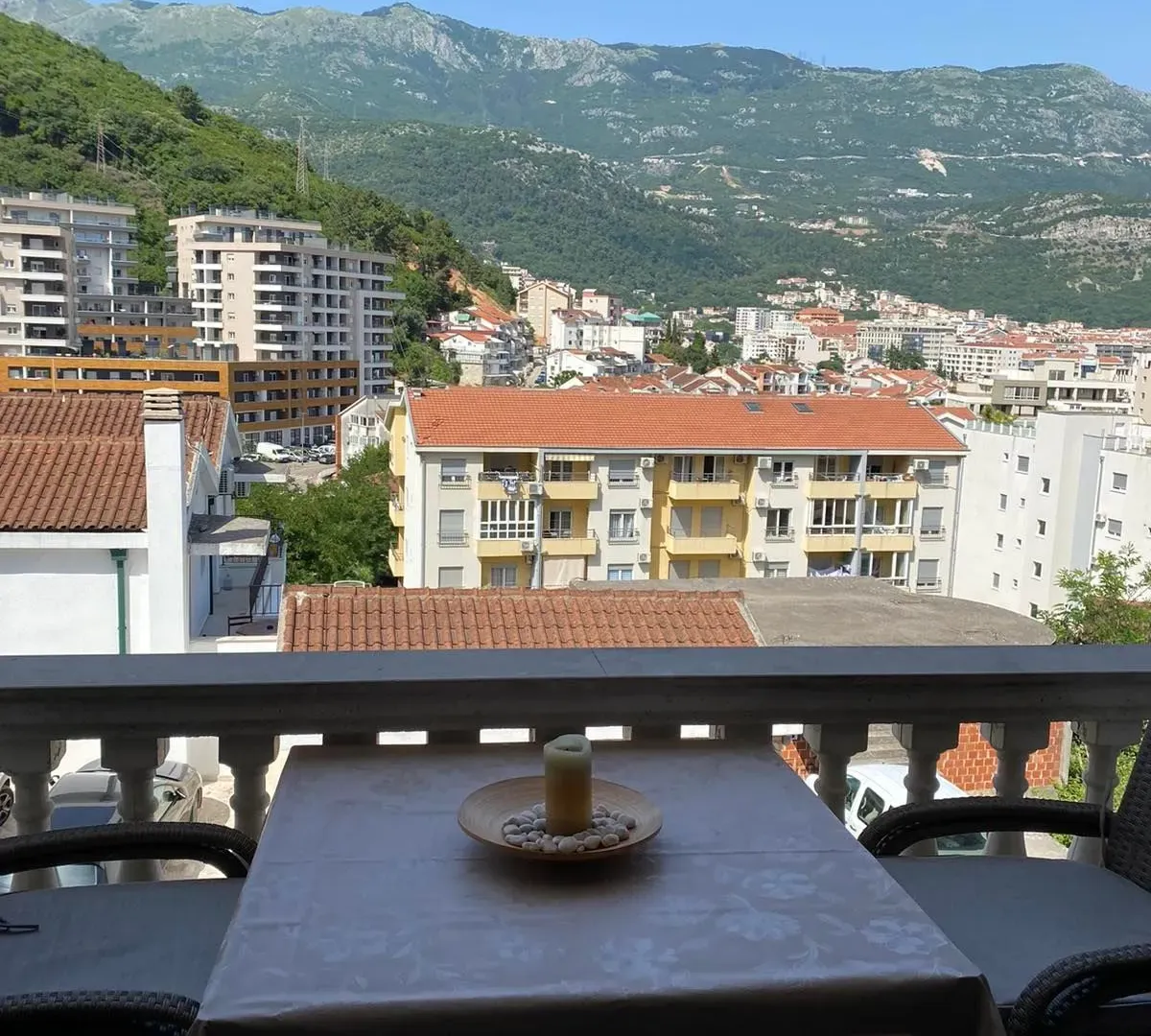 Rent, one bedroom apartment, 44m², Podkošljun, Budva