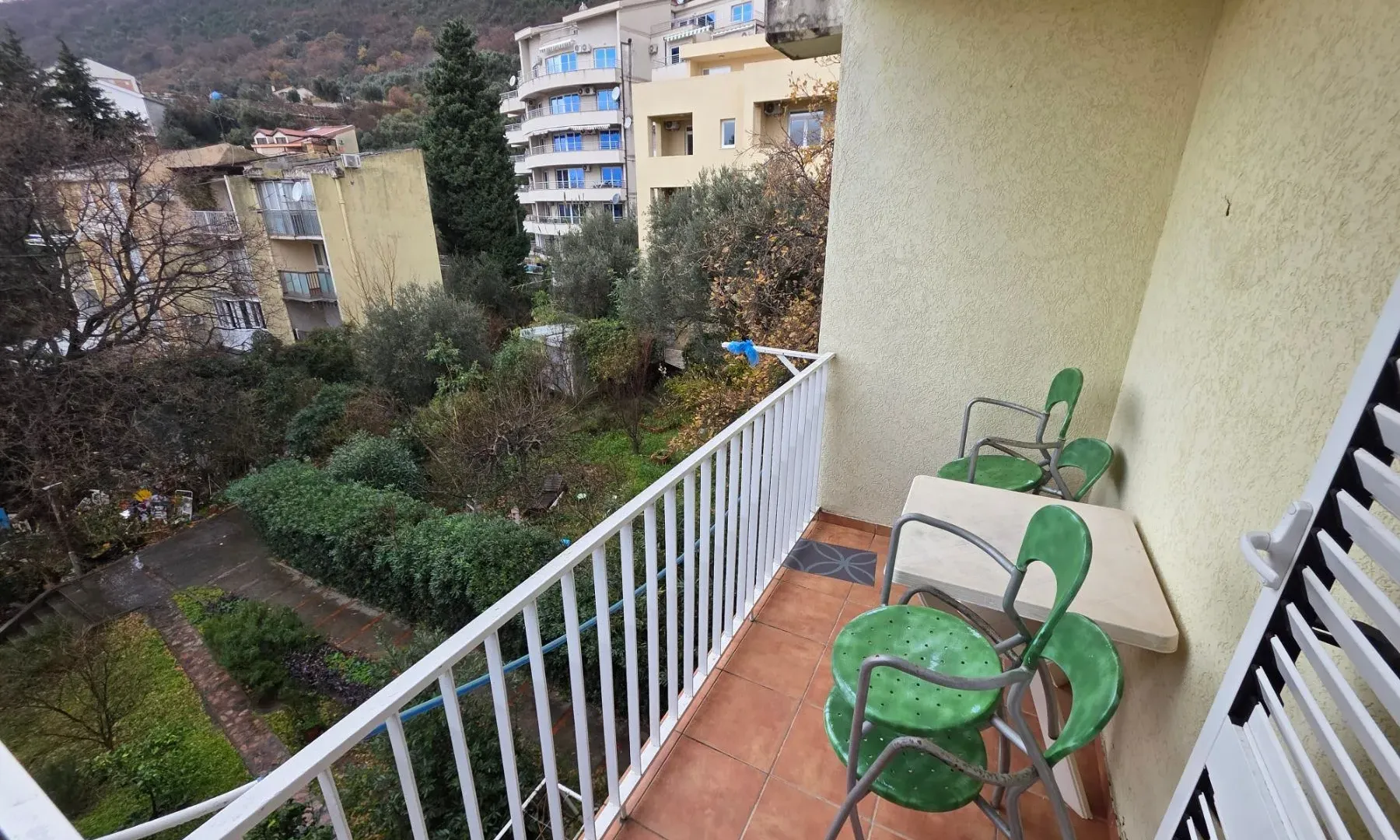 Prodaja, trosoban stan, 100m², Petrovac, Budva