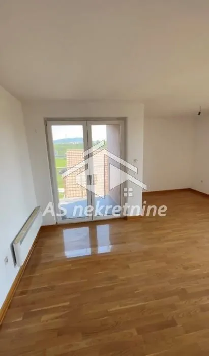 Prodaja, trosoban stan, 128m², Jajinci, Voždovac Sve Podlokacije