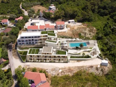 Prodaja, jednosoban stan, 47m², Tivat, Crna Gora - image 2