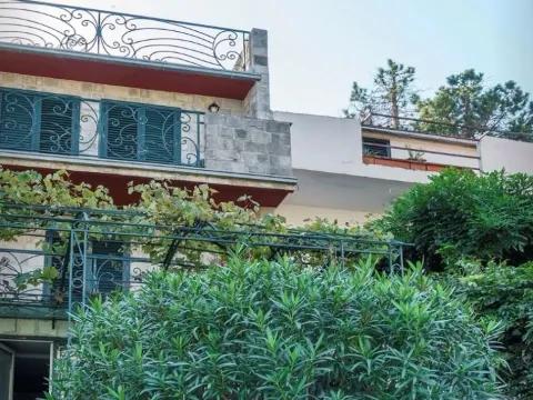 Sale, house, 215m², Stoliv, Kotor - image 11
