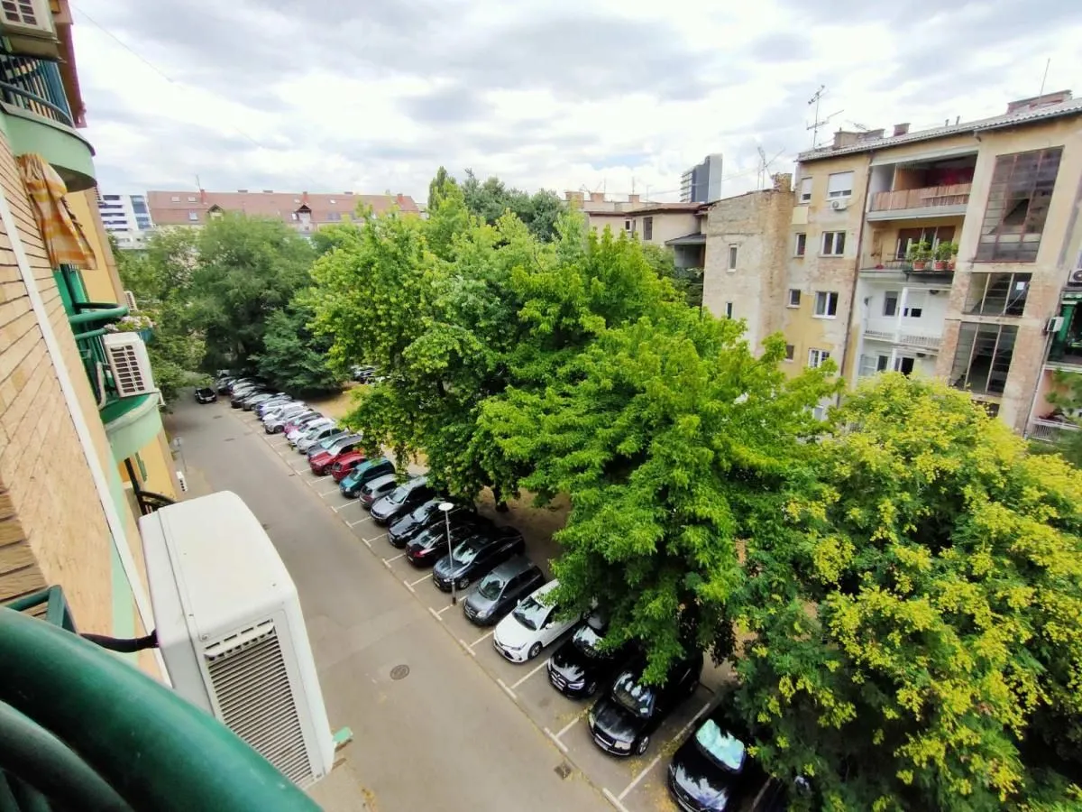 Prodaja, trosoban stan, 103m², Centar, Novi Sad