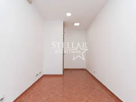Rent, office space, 11m², Pobrežje, Podgorica - image 1