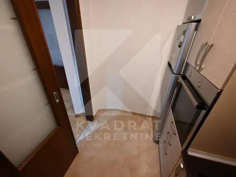 Izdavanje, jednosoban stan, 49m², 1 maj, Podgorica - image 6