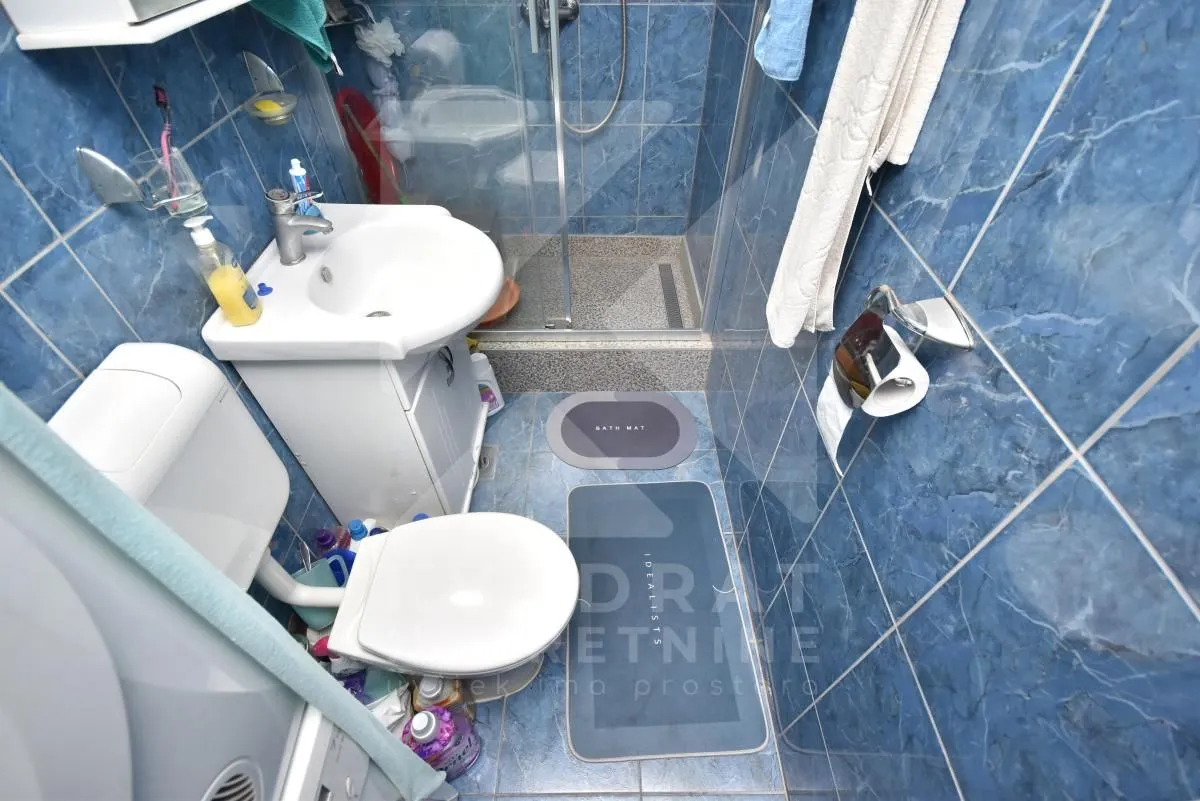 Prodaja, četvorosoban stan, 92m², Lepa Kata, Podgorica