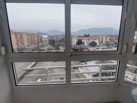 Izdavanje, jednosoban stan, 45m², Stari Aerodrom, Podgorica - image 2
