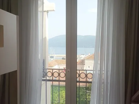 Prodaja, dvosoban stan, 102m², Herceg Novi, Crna Gora - image 14
