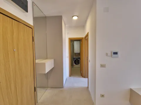 Izdavanje, jednosoban stan, 42m², Budva, Crna Gora - image 10