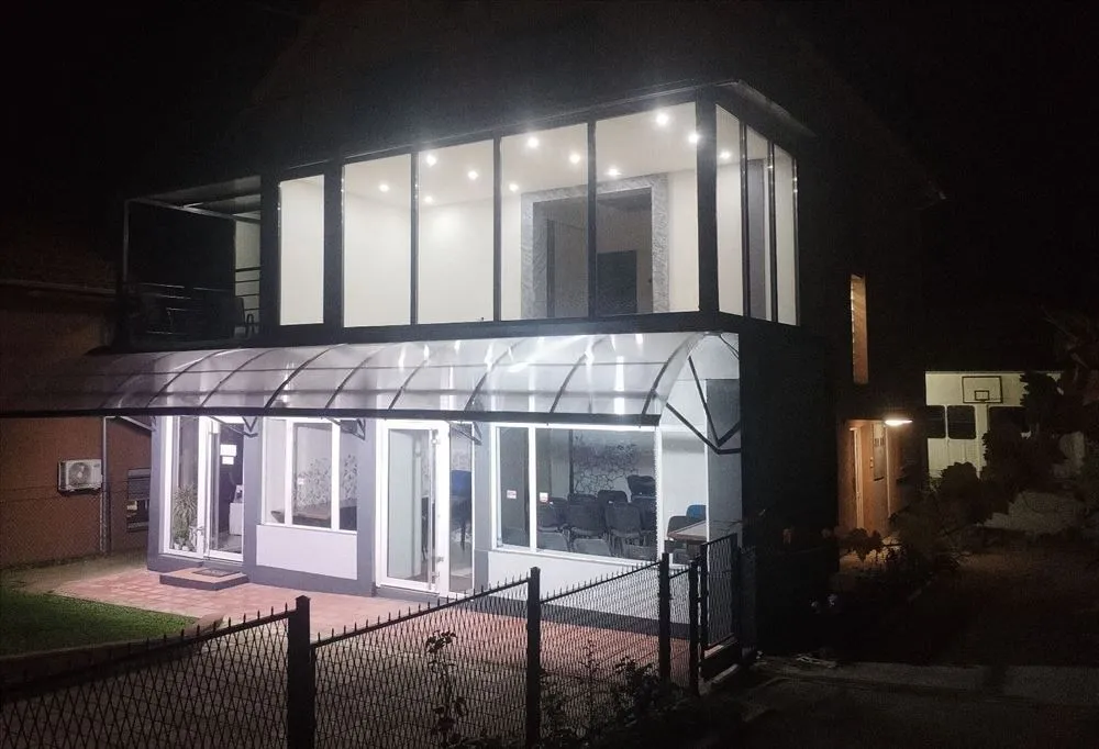 Rent, office space, 55m², Sremčica, Beograd