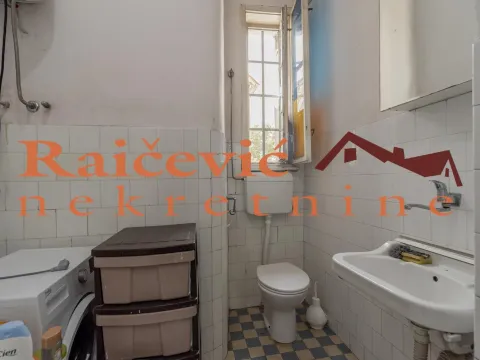 Sale, three bedroom apartment, 88m², Savski Venac, Beograd - image 12