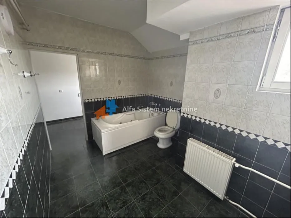 Rent, apartment, 176m², Voždovac Sve Podlokacije, Beograd