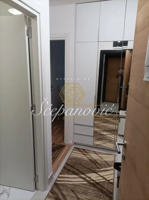 Prodaja, jednosoban stan, 40m², Šonsi, Novi Sad Sve Podlokacije