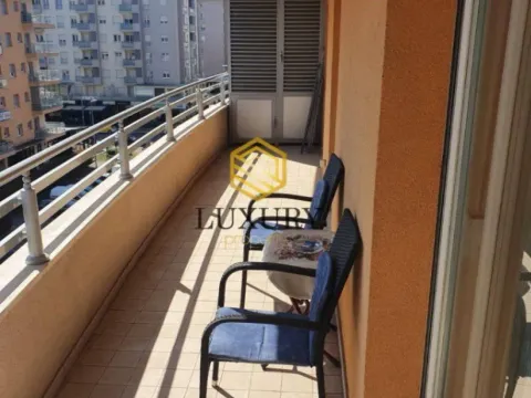 Izdavanje, dvosoban stan, 74m², City Kvart, Podgorica - image 5