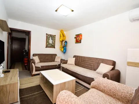 Prodaja, kuća, 300m², Stari Aerodrom, Podgorica - image 16