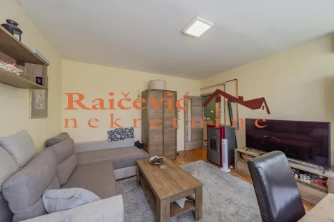 Prodaja, trosoban stan, 69m², Brace Jerković, Voždovac Sve Podlokacije - image 4