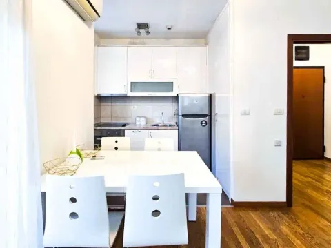 Izdavanje, dvosoban stan, 68m², City Kvart, Podgorica - image 3
