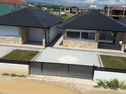 Sale, house, 92m², Ulcinj, Crna Gora - image 3