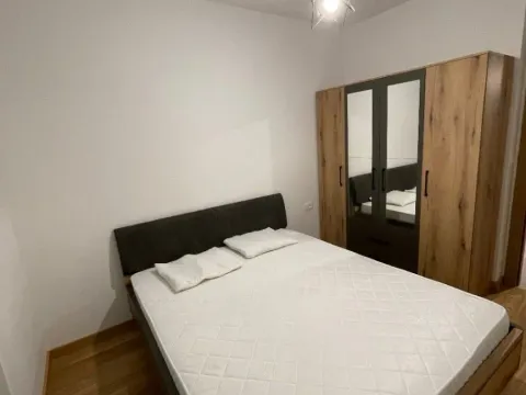 Izdavanje, jednosoban stan, 48m², New City, Podgorica - image 7