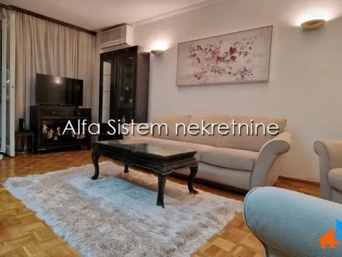 Izdavanje, stan, 70m², Kalenić Pijaca, Vračar Sve Podlokacije