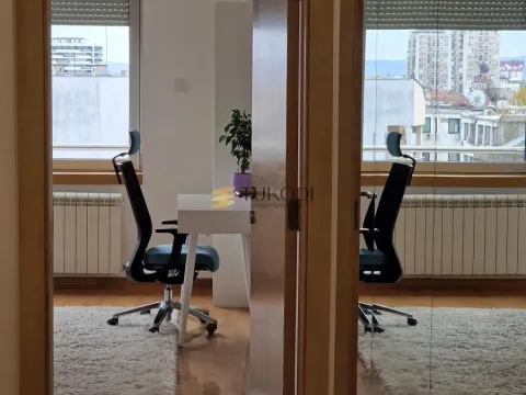 Prodaja, trosoban stan, 105m², Centar, Novi Sad - image 14