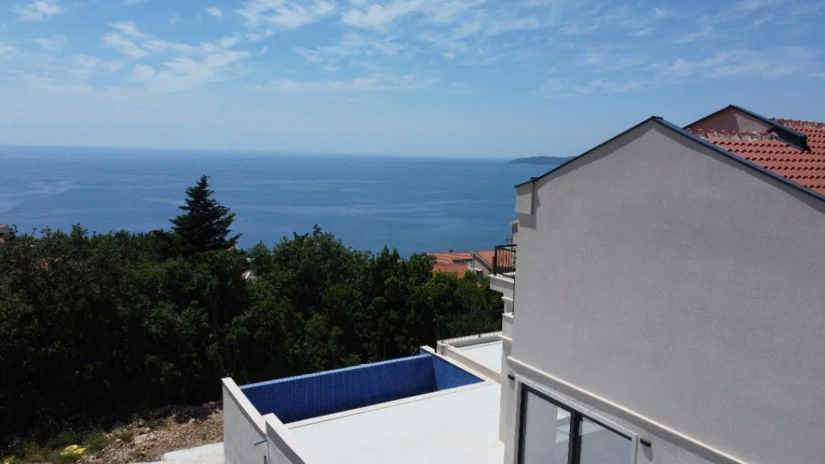 Prodaja, kuća, 350m², Blizikuće, Budva