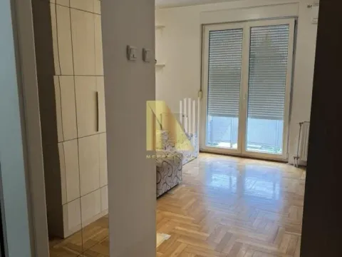 Izdavanje, garsonjera, 24m², Novi Sad, Srbija - image 4