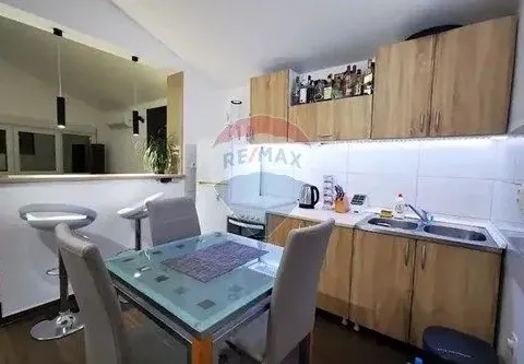 Izdavanje, dvosoban stan, 100m², Budva, Crna Gora - image 4