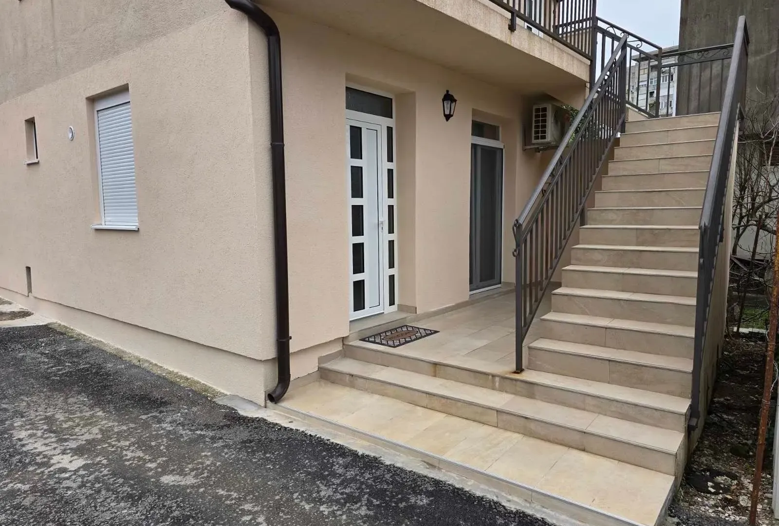 Rent, studio apartment, 25m², Momišići, Podgorica
