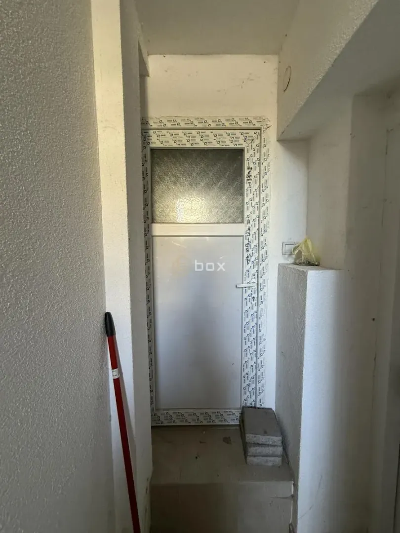 Prodaja, dvosoban stan, 72m², Pantelej, Niš