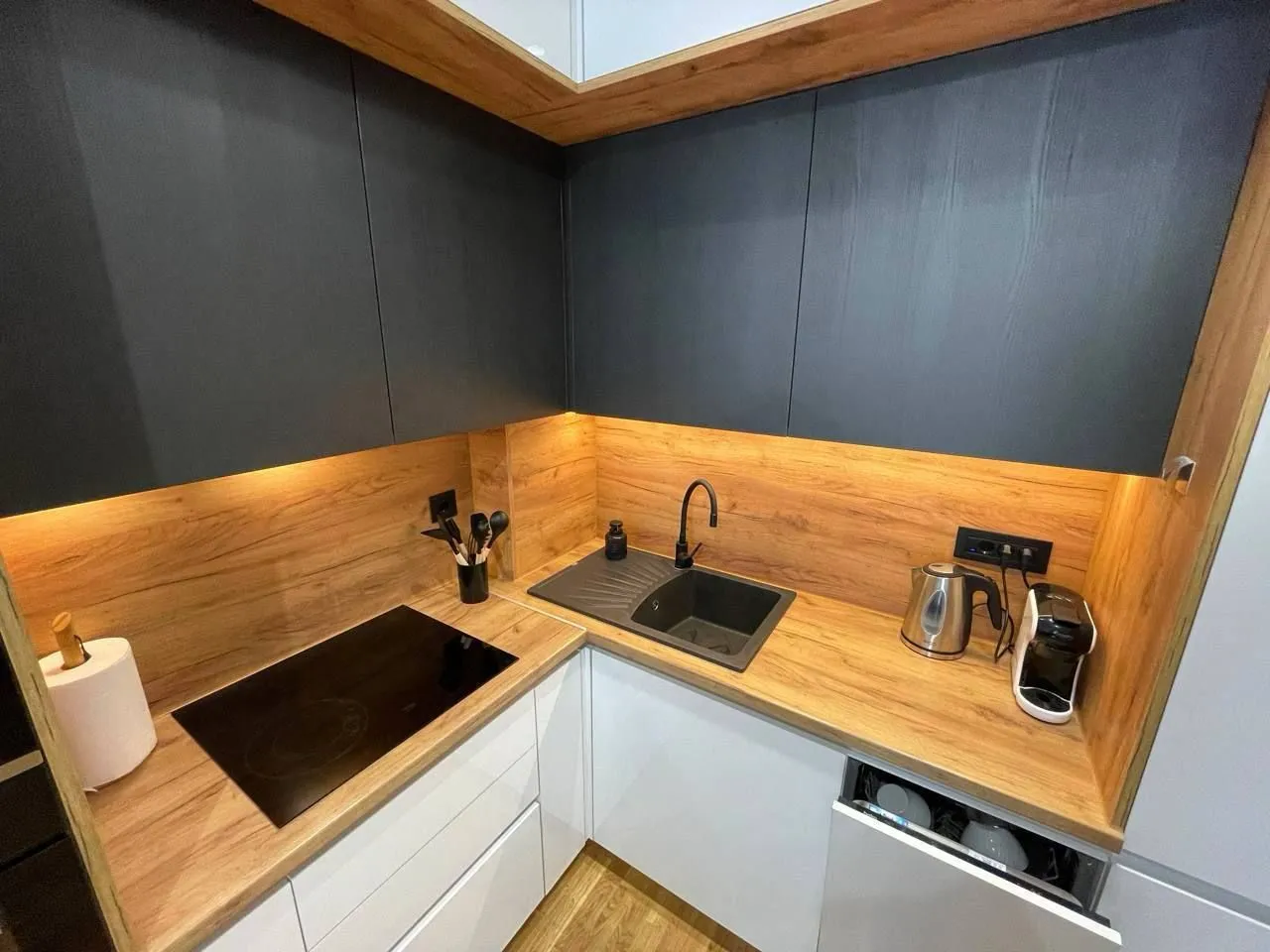 Rent, one bedroom apartment, 43m², Bečići, Budva